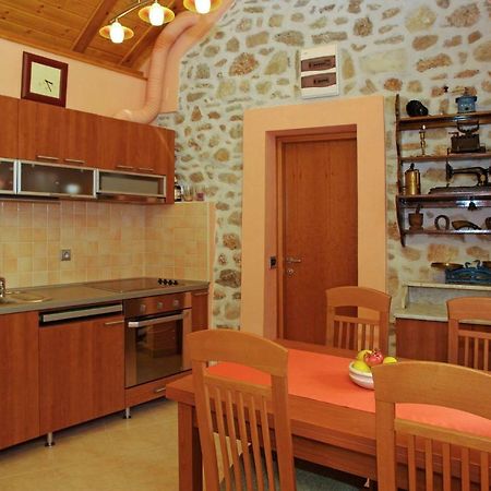 Apartment Menego A2 Bol-Center, Croatia Exterior foto