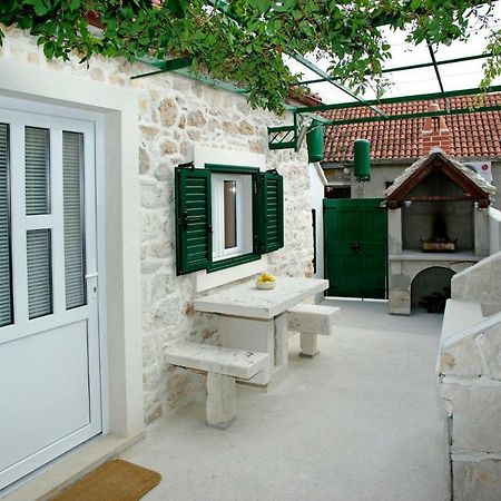Apartment Menego A2 Bol-Center, Croatia Exterior foto